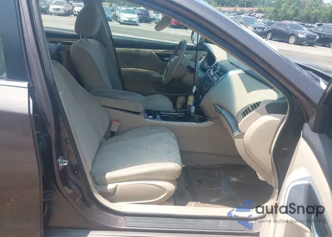 2013 Nissan Altima 2.5 S z USA, uszkodzony, nr VIN 1N4AL3AP0DC918303